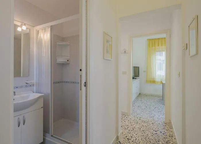 Manuela By Interhome * Marina di Pietrasanta